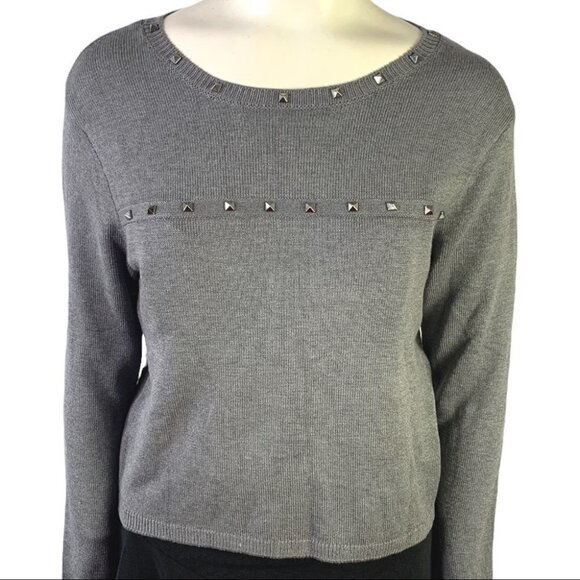 DIVIDED H&M GREY SWEATSHIRT KNIT TOP STUDS CREWNECK LONG SLEEVE SWEATSHIRT SMALL - Picture 13 of 13